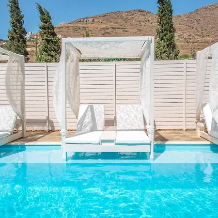 Aparthotel Seaside Luxury Suites, Infinity Pool By Explore Andros Kipri (Andros)