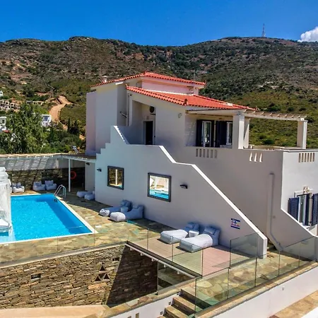 Ξενοδοχείο με διαμερίσματα Seaside Luxury Suites, Infinity Pool By Explore Andros Κυπρί