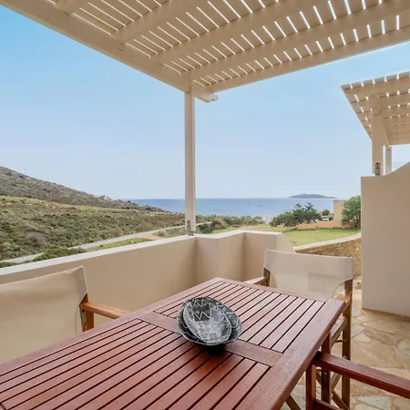 Seaside Luxury Suites, Infinity Pool By Explore Andros 3*