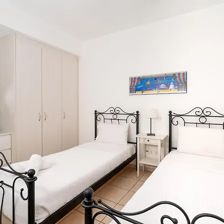 Seaside Luxury Suites, Infinity Pool By Explore Andros 4* Κυπρί