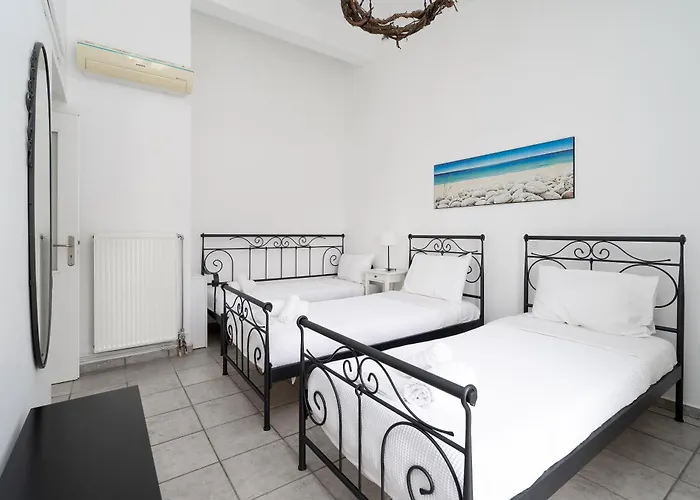 Seaside Luxury Suites, Infinity Pool By Explore Andros Κυπρί