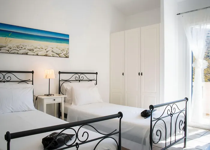 Ξενοδοχείο με διαμερίσματα Seaside Luxury Suites, Infinity Pool By Explore Andros