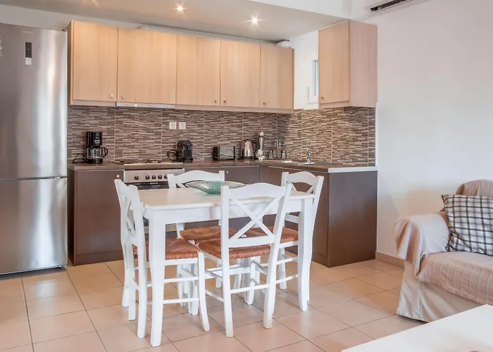 Seaside Luxury Suites, Infinity Pool By Explore Andros 4* Κυπρί