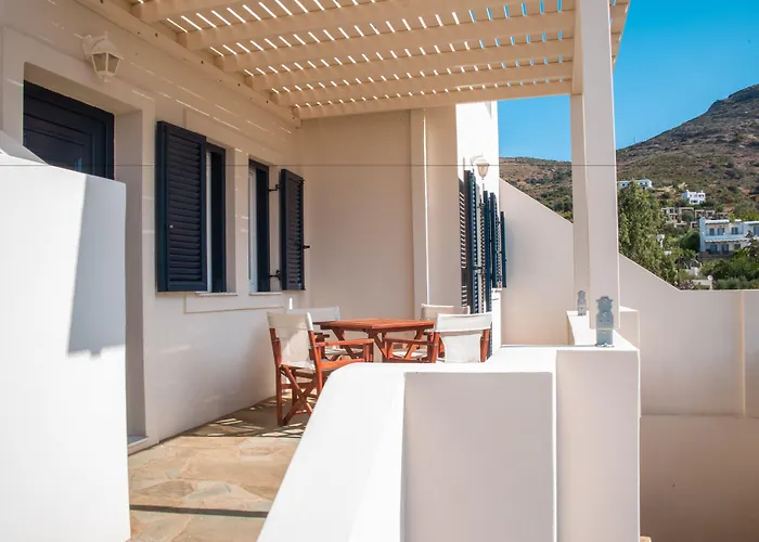 Seaside Luxury Suites, Infinity Pool By Explore Andros