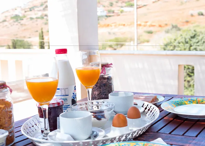 Seaside Luxury Suites, Infinity Pool By Explore Andros Ξενοδοχείο με διαμερίσματα 4*