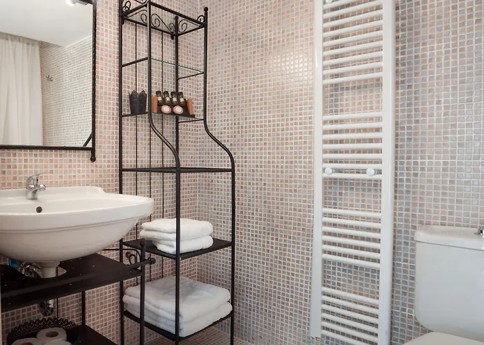 Seaside Luxury Suites, Infinity Pool By Explore Andros Ξενοδοχείο με διαμερίσματα