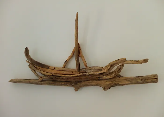 Ξενοδοχείο με διαμερίσματα Seaside Luxury Suites, Infinity Pool By Explore Andros 4*