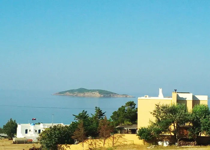 Seaside Luxury Suites, Infinity Pool By Explore Andros 4*