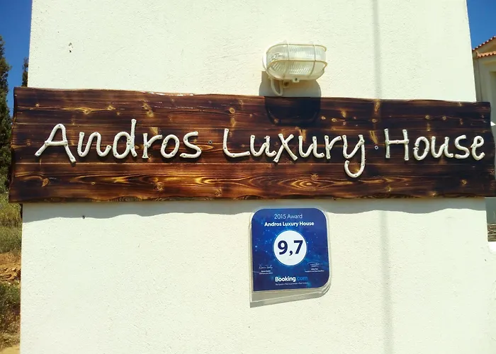 Seaside Luxury Suites, Infinity Pool By Explore Andros Ξενοδοχείο με διαμερίσματα 4*