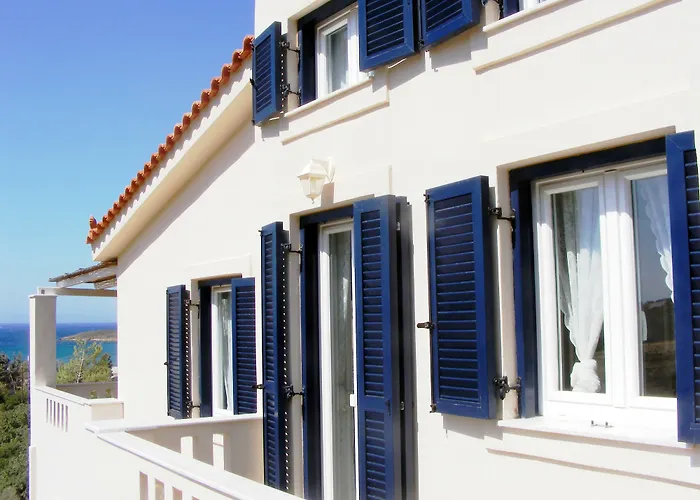 Seaside Luxury Suites, Infinity Pool By Explore Andros Apart Otel