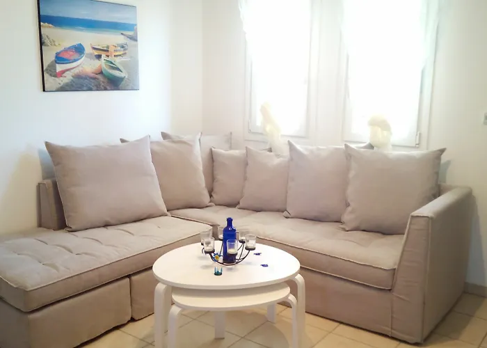 Ξενοδοχείο με διαμερίσματα Seaside Luxury Suites, Infinity Pool By Explore Andros Κυπρί